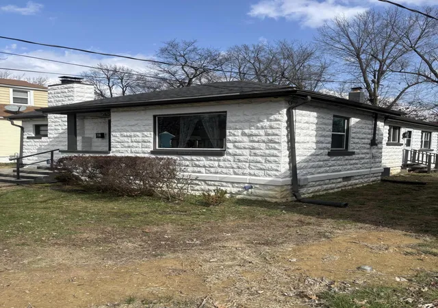 Photo 2 of Single family home for sale at 714 N 25th Street, Paducah, KY 42001 | MLS# 26014496 | Listing updated on 2026-06-22