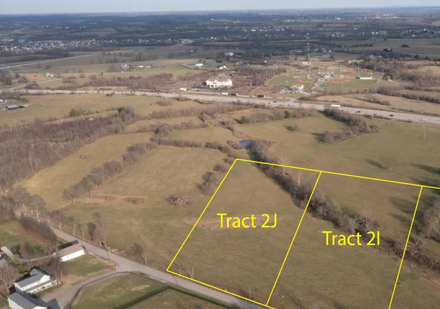 2nd image of 3 Danville Loop 1 Rd, Nicholasville, KY 40356 | MLS# 26014309