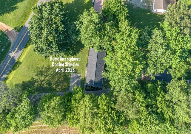 Homes for sale in Paducah, KY | 6545 Clinton Rd, Paducah, KY 42001 | MLS# 26017276
