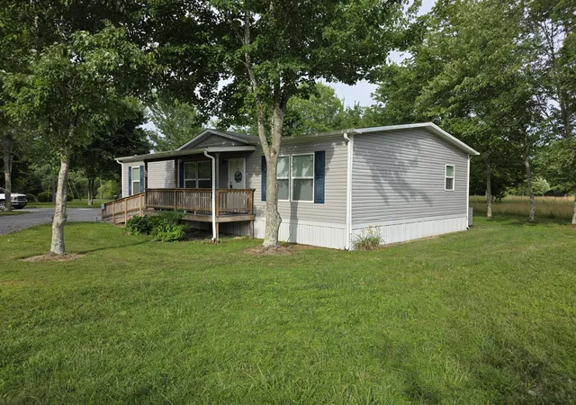 Homes for sale in Russell Springs, KY | 323 Mcqueary Rd, Russell Springs, KY 42642 | MLS# 26014363