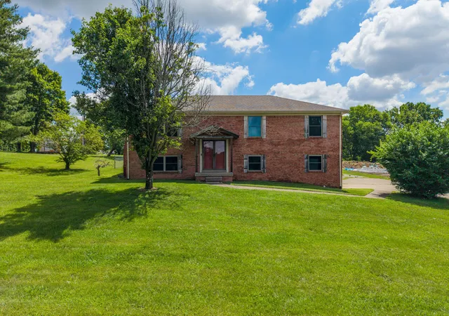 Homes for sale in Richmond, KY | 129 Carlton Ct, Richmond, KY 40475 | MLS# 26014405