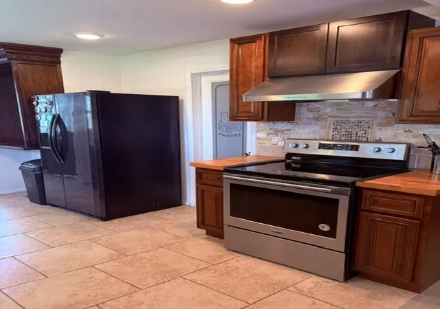 Photo 3 of Single family home for sale at 2596 Kentucky 1247, Somerset, KY 42503 | MLS# 26014557 | Listing updated on 2026-06-22
