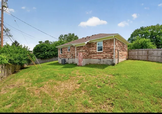 Homes for sale in Nicholasville, KY | 109 Lige Ct, Nicholasville, KY 40356 | MLS# 26014841
