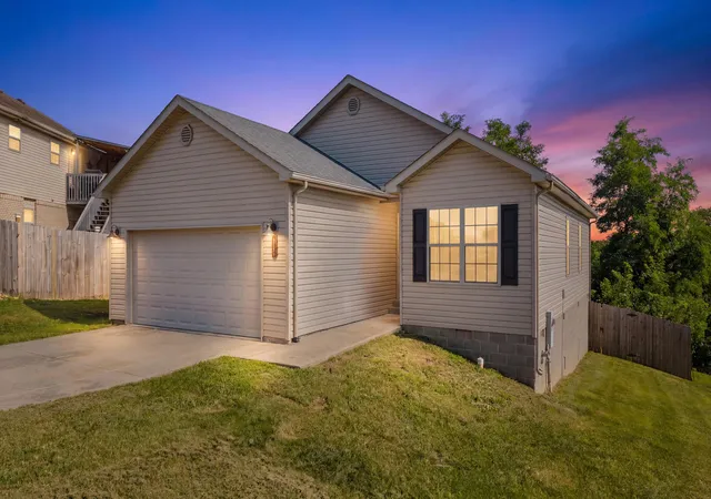 Single family home for sale at 105 Newport Ln, Berea, KY 40403 | MLS# 26018824