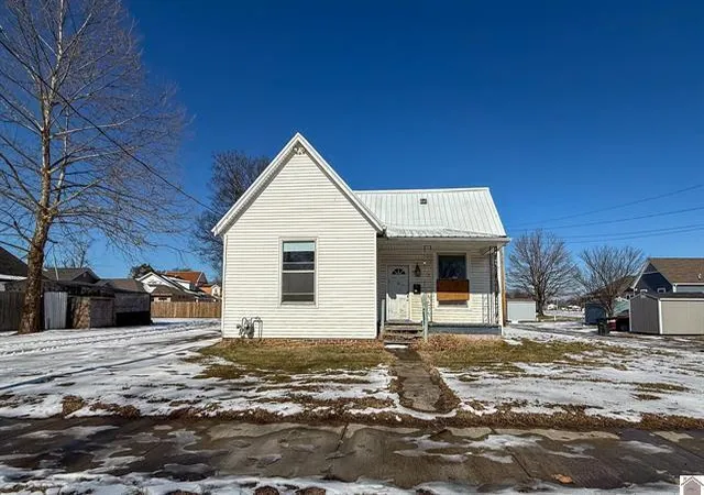 1st image of 1415 Harrison St, Paducah, KY 42001 | MLS# 26014955