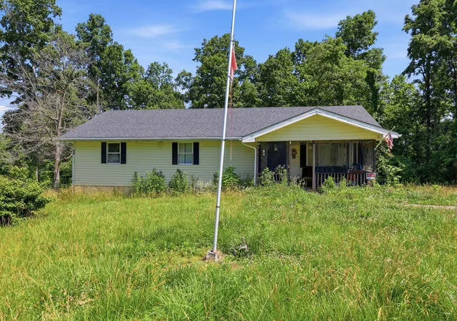Photo 2 of Sale Pending at 110 Ebon Rd, Wellington, KY 40387 | MLS# 26014447 | Listing updated on 2026-06-27