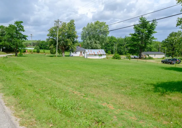 Photo 4 of Sale Pending at 5246 Highway 235, Nancy, KY 42544 | MLS# 26014438 | Listing updated on 2026-07-10