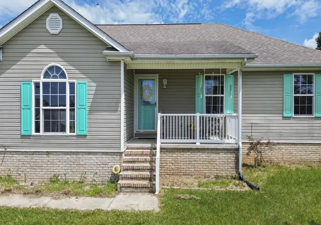 Homes for sale in Science Hill, KY | 216 Surrey Wy, Science Hill, KY 42553 | MLS# 26014587