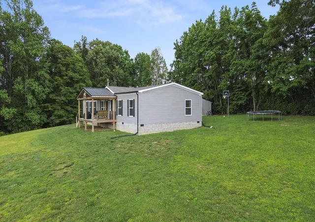 Homes for sale in Eubank, KY | 350 Rook Hollow Rd, Eubank, KY 42567 | MLS# 26014457