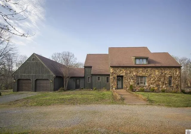 Homes for sale in Hickory, KY | 340 Mcintosh Rd, Hickory, KY 42051 | MLS# 26014468