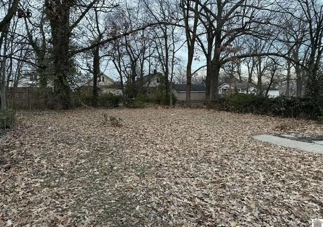 4th image of 630 S 21St St, Paducah, KY 42003 | MLS# 26014504