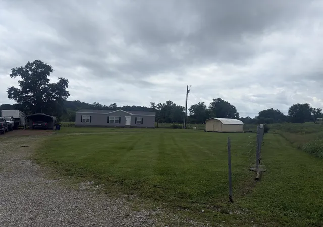 Homes for sale in Crab Orchard, KY | 2455 Kentucky 2750, Crab Orchard, KY 40419 | MLS# 26014739