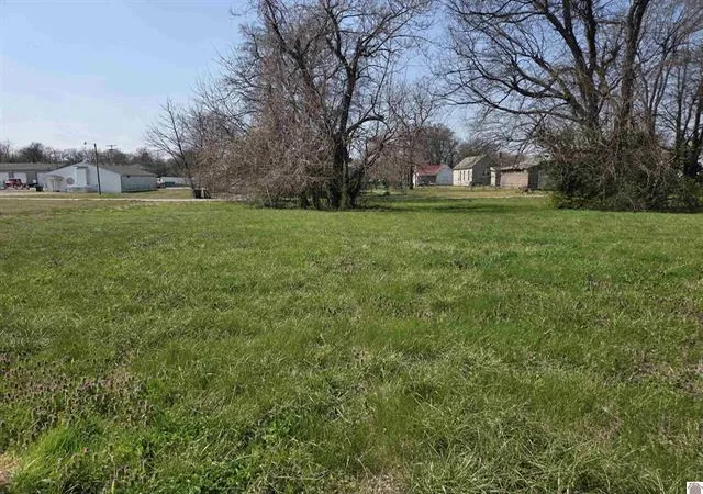 6th image of 1133 S 3rd St, Paducah, KY 42003 | MLS# 26015238