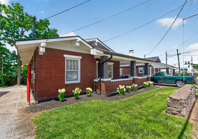 Homes for sale in Lexington, KY | 874 Angliana Ave, Lexington, KY 40508 | MLS# 26014773