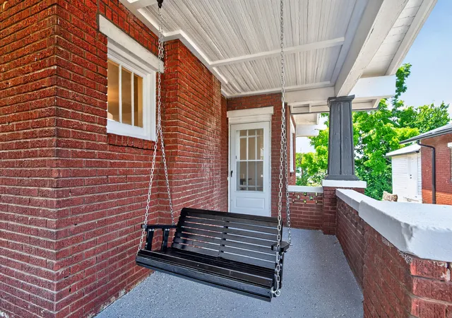 Homes for sale in Lexington, KY | 874 Angliana Ave, Lexington, KY 40508 | MLS# 26014773