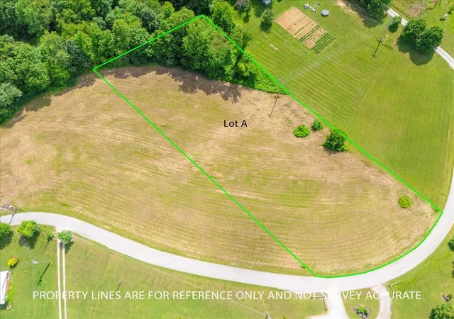 Homes for sale in East Bernstadt, KY | 8888 Little Arthur Ridge Rd, East Bernstadt, KY 40729 | MLS# 26014572