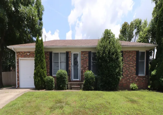 1st image of 339 Courchelle Dr, Nicholasville, KY 40356 | MLS# 26017046