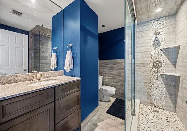 2nd image of 355 S Broadway #703, Lexington, KY 40508 | MLS# 26014515