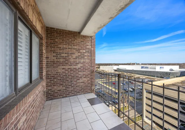 Photo 3 of Condo for sale at 355 S Broadway #703, Lexington, KY 40508 | MLS# 26014515 | Listing updated on 2026-08-03