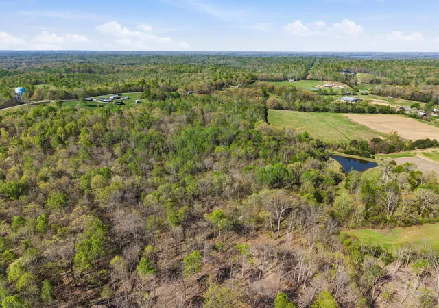 39th image of 3094 Siloam Rd, Cadiz, KY 42211 | MLS# 26018074