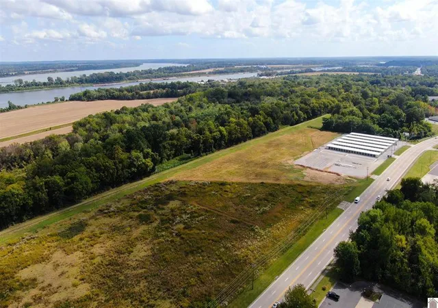 Photo 3 of Land for sale at 3020 Wayne Sullivan Dr, Paducah, KY 42003 | MLS# 26016594 | Listing updated on 2026-07-08