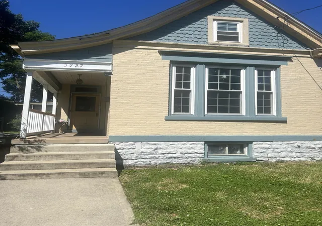 Homes for sale in Covington, KY | 3727 Glenn Ave, Covington, KY 41015 | MLS# 26015035