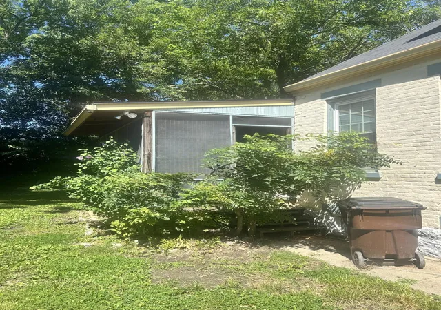 Homes for sale in Covington, KY | 3727 Glenn Ave, Covington, KY 41015 | MLS# 26015035