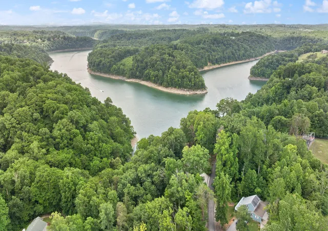 Homes for sale in Jamestown, KY | 67 Balcony Bend Rd, Jamestown, KY 42629 | MLS# 26014688