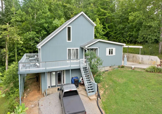 Homes for sale in Jamestown, KY | 67 Balcony Bend Rd, Jamestown, KY 42629 | MLS# 26014688