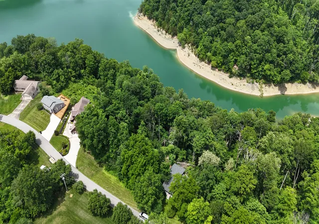 Homes for sale in Jamestown, KY | Lot 7 View Point Subdivision Point, Jamestown, KY 42629 | MLS# 26014559