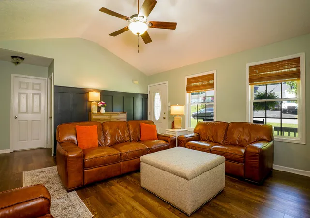 Photo 2 of Single family home for sale at 226 Tanner Cir, Stanford, KY 40484 | MLS# 26020263 | Listing updated on 2026-09-10