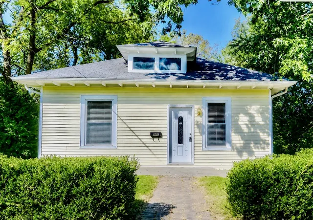 Homes for sale in Danville, KY | 441 Chestnut St, Danville, KY 40422 | MLS# 26014675