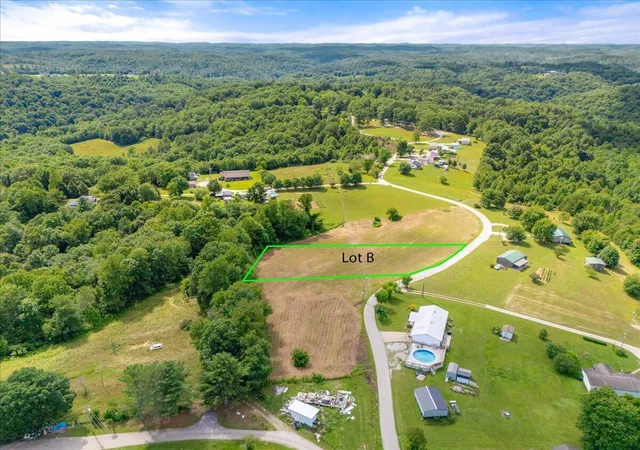 Homes for sale in East Bernstadt, KY | 9999 Little Arthur Ridge Rd, East Bernstadt, KY 40729 | MLS# 26014584
