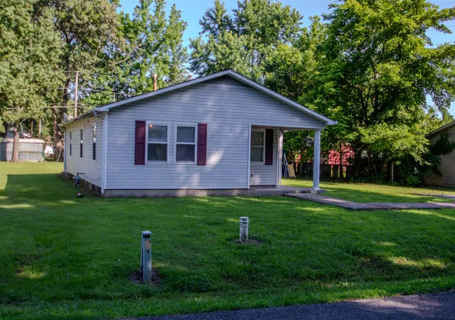 Photo 2 of Sale Pending at 130 Virginia St, Paducah, KY 42003 | MLS# 26015144 | Listing updated on 2026-08-13
