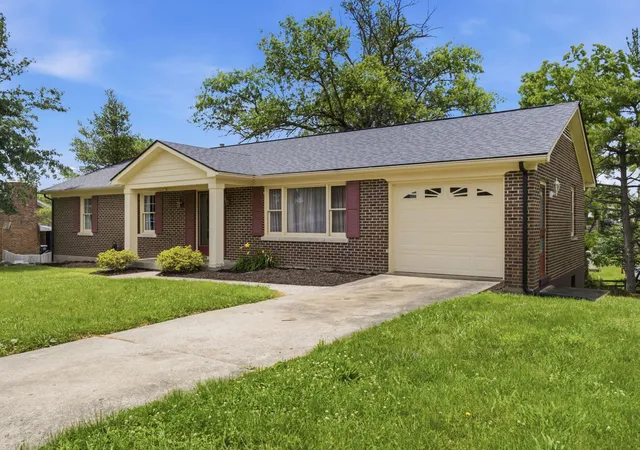 3rd image of 603 S 3Rd St, Nicholasville, KY 40356 | MLS# 26014612