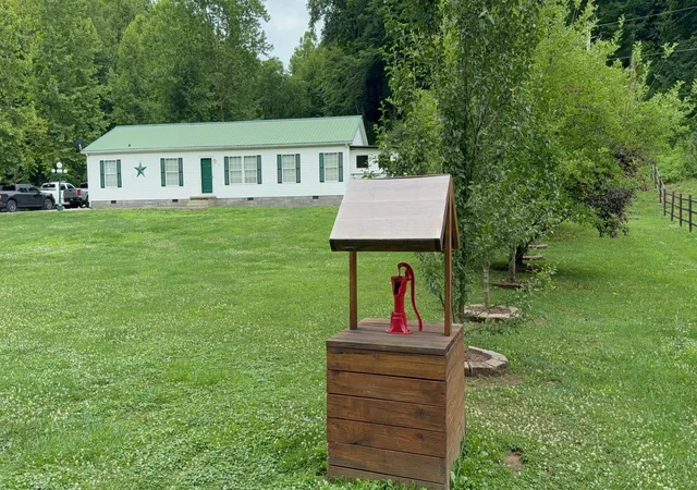 Homes for sale in Frenchburg, KY | 75 Cornwell Station Rd, Frenchburg, KY 40322 | MLS# 26015100