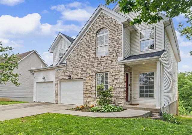 2nd image of 3124 Roundway Down Ln, Lexington, KY 40509 | MLS# 26015367