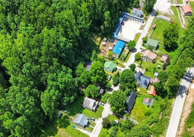 Homes for sale in Mc Kee, KY | 115 Ccc Bottom Rd, Mc Kee, KY 40447 | MLS# 26014652