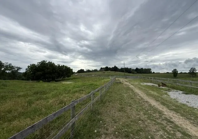 1st image of 665 Lillies Ferry Rd, Winchester, KY 40391 | MLS# 26014623