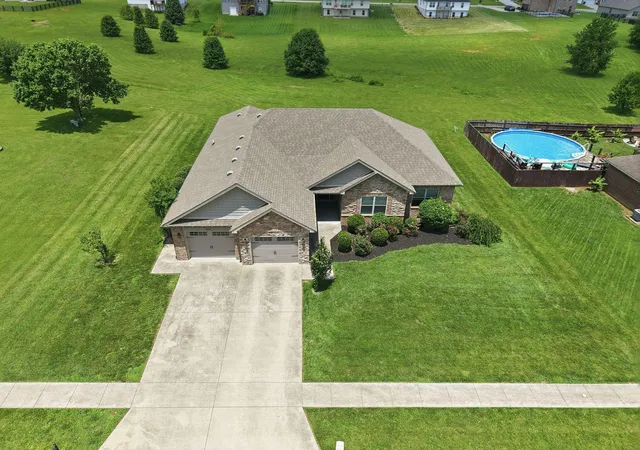 Homes for sale in Richmond, KY | 904 Kenblue Ln, Richmond, KY 40475 | MLS# 26014731