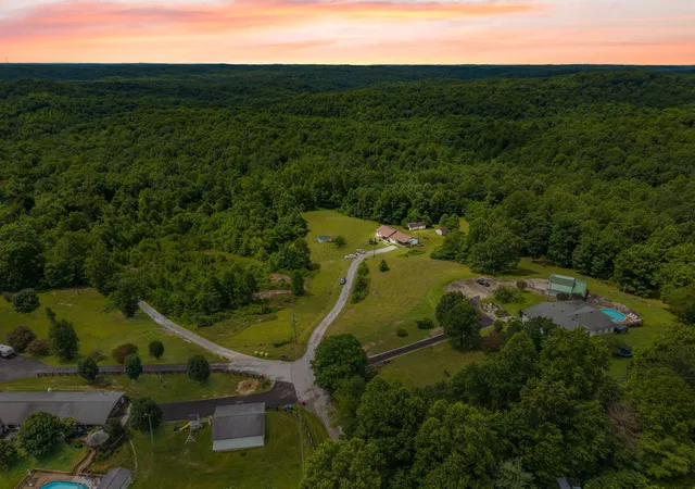 Homes for sale in London, KY | 3492 Hawk Creek Rd, London, KY 40741 | MLS# 26014847