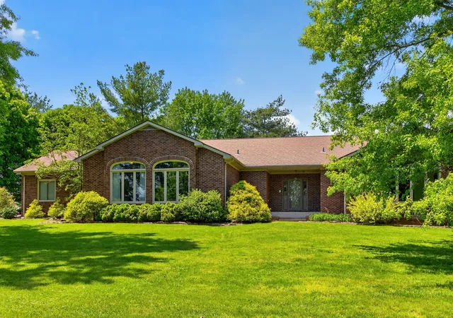 Homes for sale in Paris, KY | 3122 Georgetown Rd, Paris, KY 40361 | MLS# 26014638