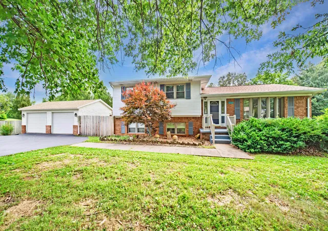 Homes for sale in Marion, KY | 125 Whipporwill Dr, Marion, KY 42064 | MLS# 26018095