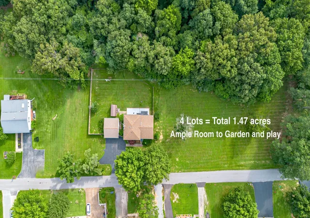 Homes for sale in Marion, KY | 125 Whipporwill Dr, Marion, KY 42064 | MLS# 26018095