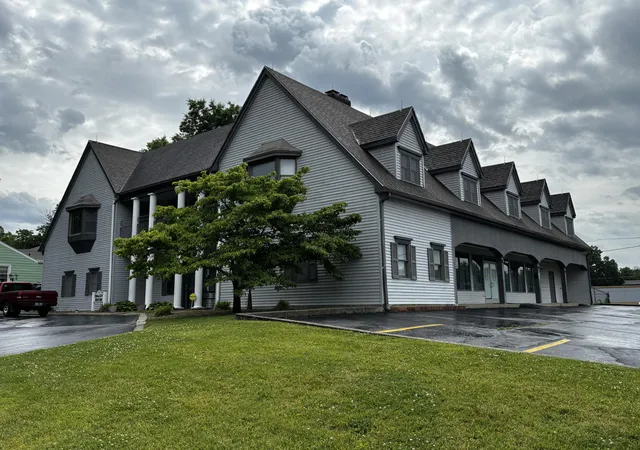 1st image of 205 Grandview Dr, Frankfort, KY 40601 | MLS# 26014659