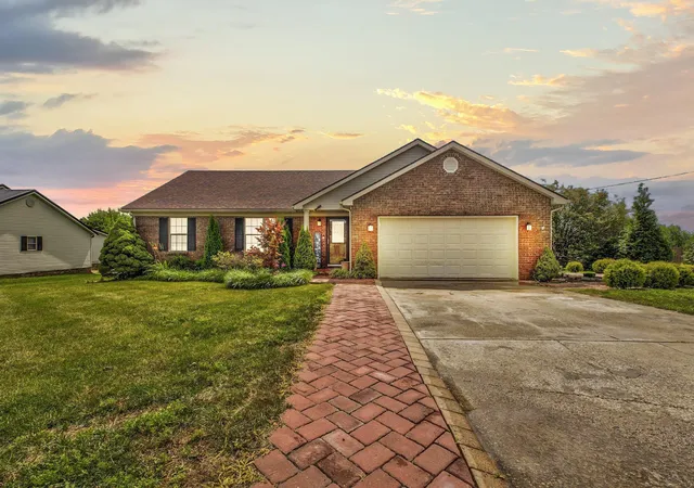 Photo 1 of Single family home for sale at 210 Helena Dr, Mount Sterling, KY 40353 | MLS# 26014742 | Listing updated on 2026-07-21