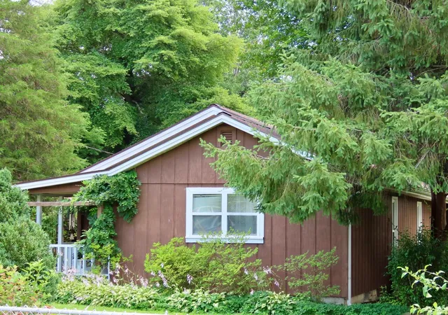 Photo 2 of Sale Pending at 13 Sanderlin Dr, Corbin, KY 40701 | MLS# 26015031 | Listing updated on 2026-09-11