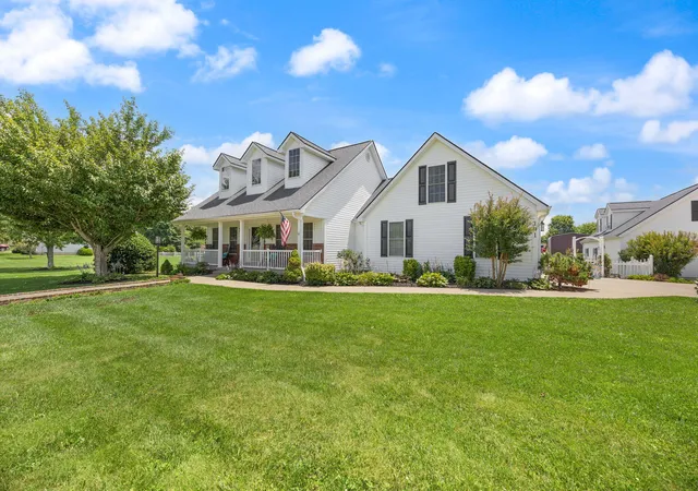 Homes for sale in Hustonville, KY | 101 Ash Rd, Hustonville, KY 40437 | MLS# 26014930