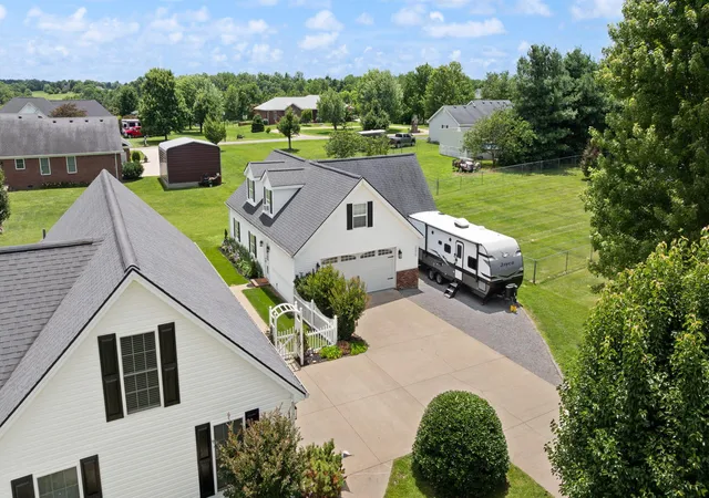 Homes for sale in Hustonville, KY | 101 Ash Rd, Hustonville, KY 40437 | MLS# 26014930