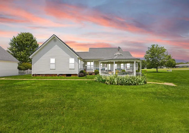Homes for sale in Hustonville, KY | 101 Ash Rd, Hustonville, KY 40437 | MLS# 26014930